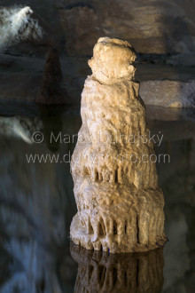 Stalagmit v Hudobnej sieni