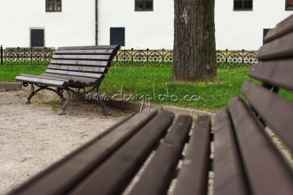 Park s lavičkami v Levoči