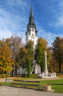 Lavička pod veľkým kostolom