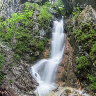Obrovský vodopád